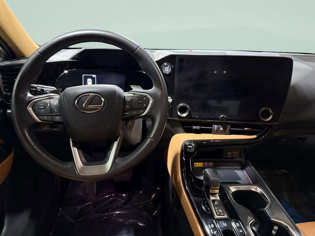 Used 2023 Lexus NX 350 AWD image 12