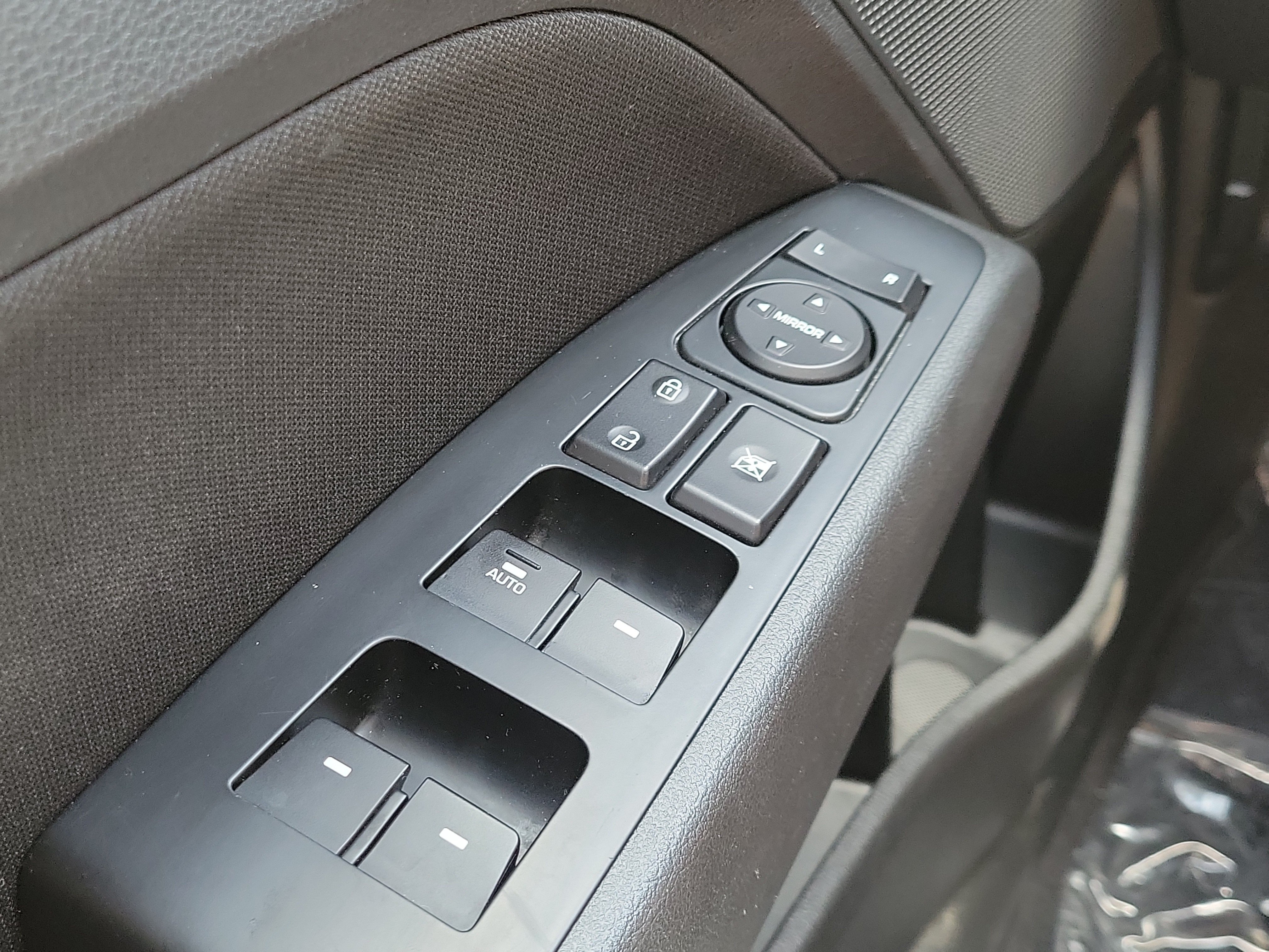 Used 2017 Hyundai Elantra Value Edition FWD image 23