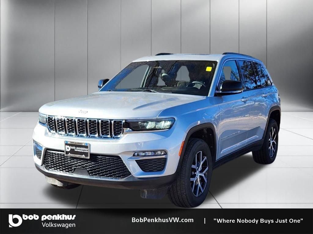Used 2024 Jeep Grand Cherokee Limited image 22