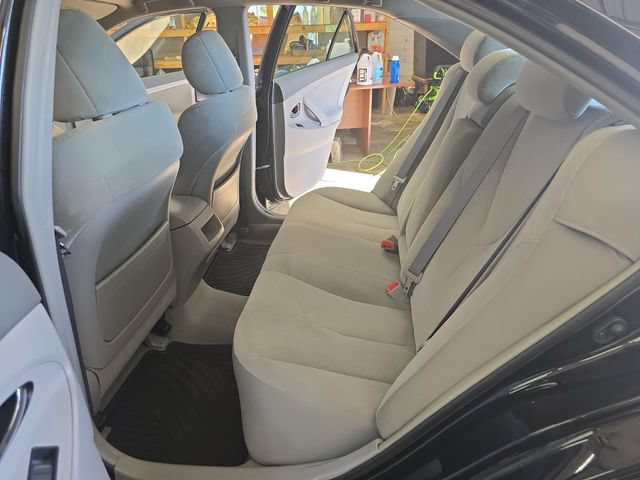 Used 2009 Toyota Camry LE FWD image 16