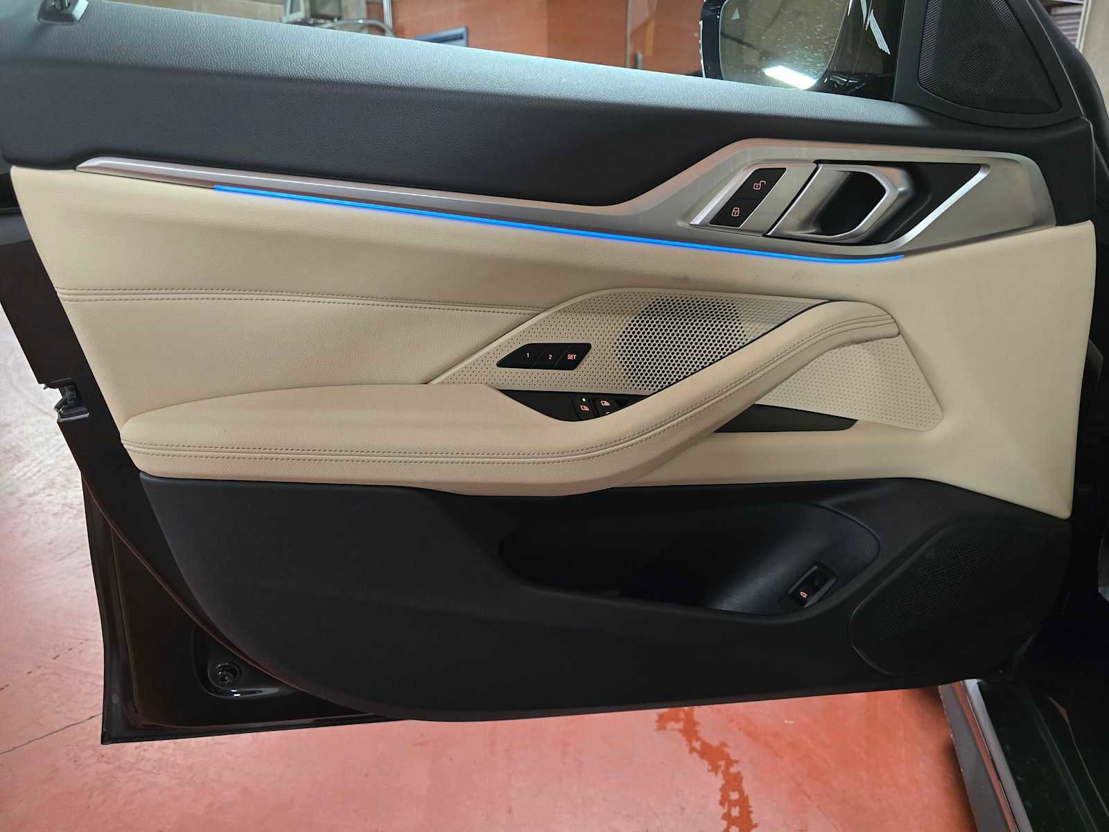 Used 2024 BMW i4 eDrive35 w/ Premium Package image 22