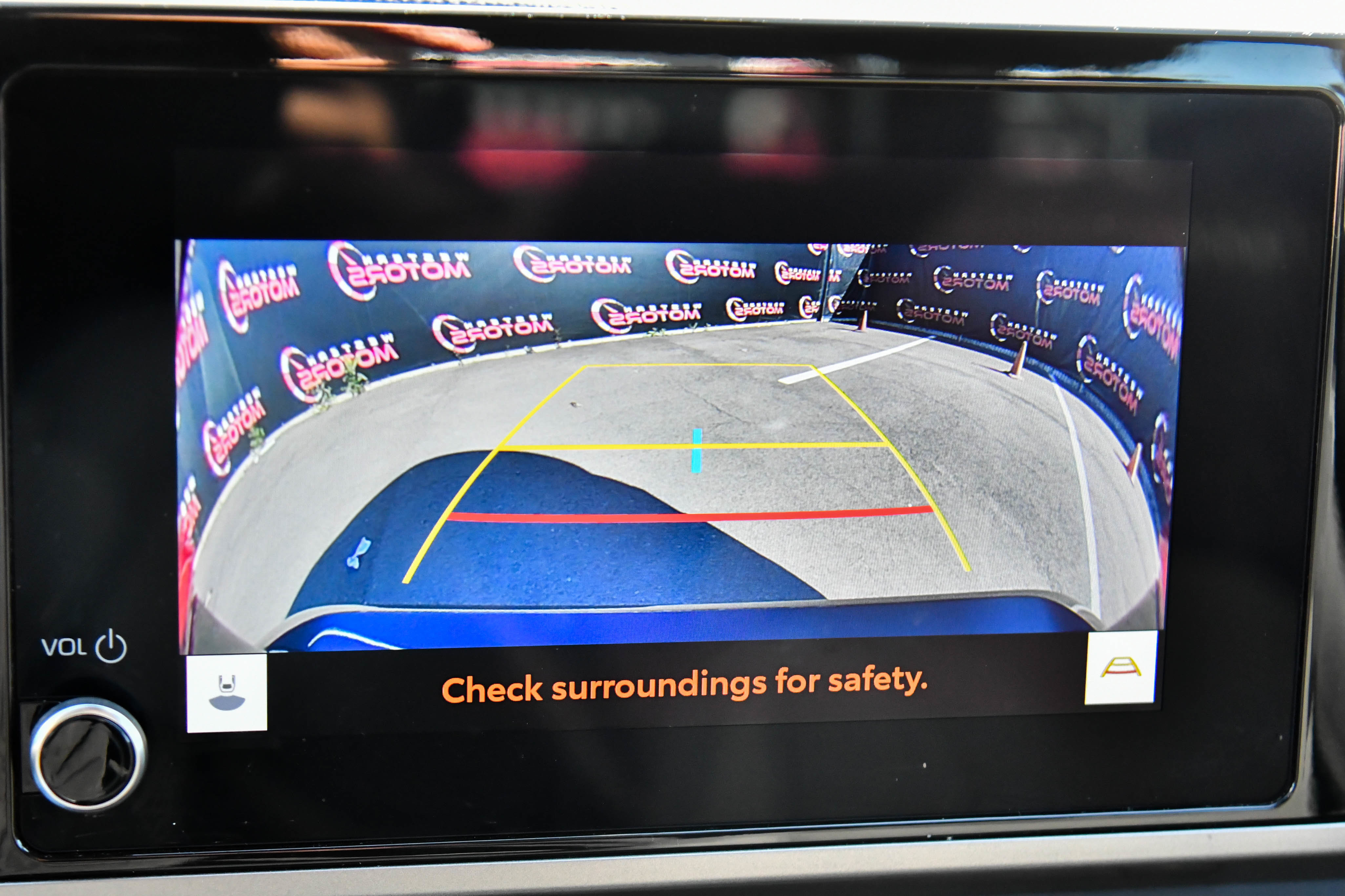 Used 2025 Toyota Camry LE image 19