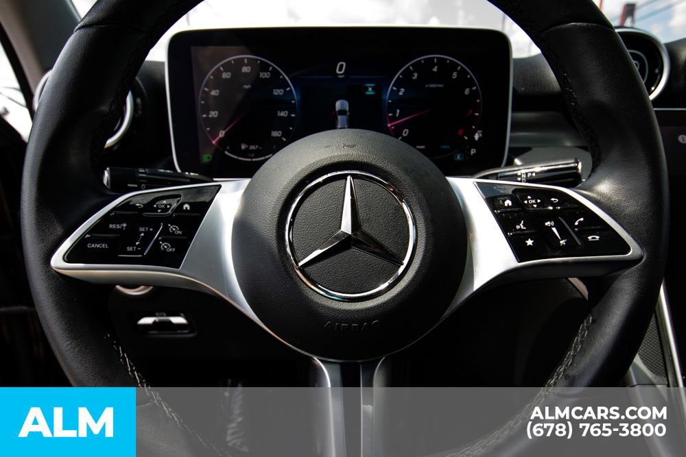 Used 2025 Mercedes-Benz C 300 Sedan image 19