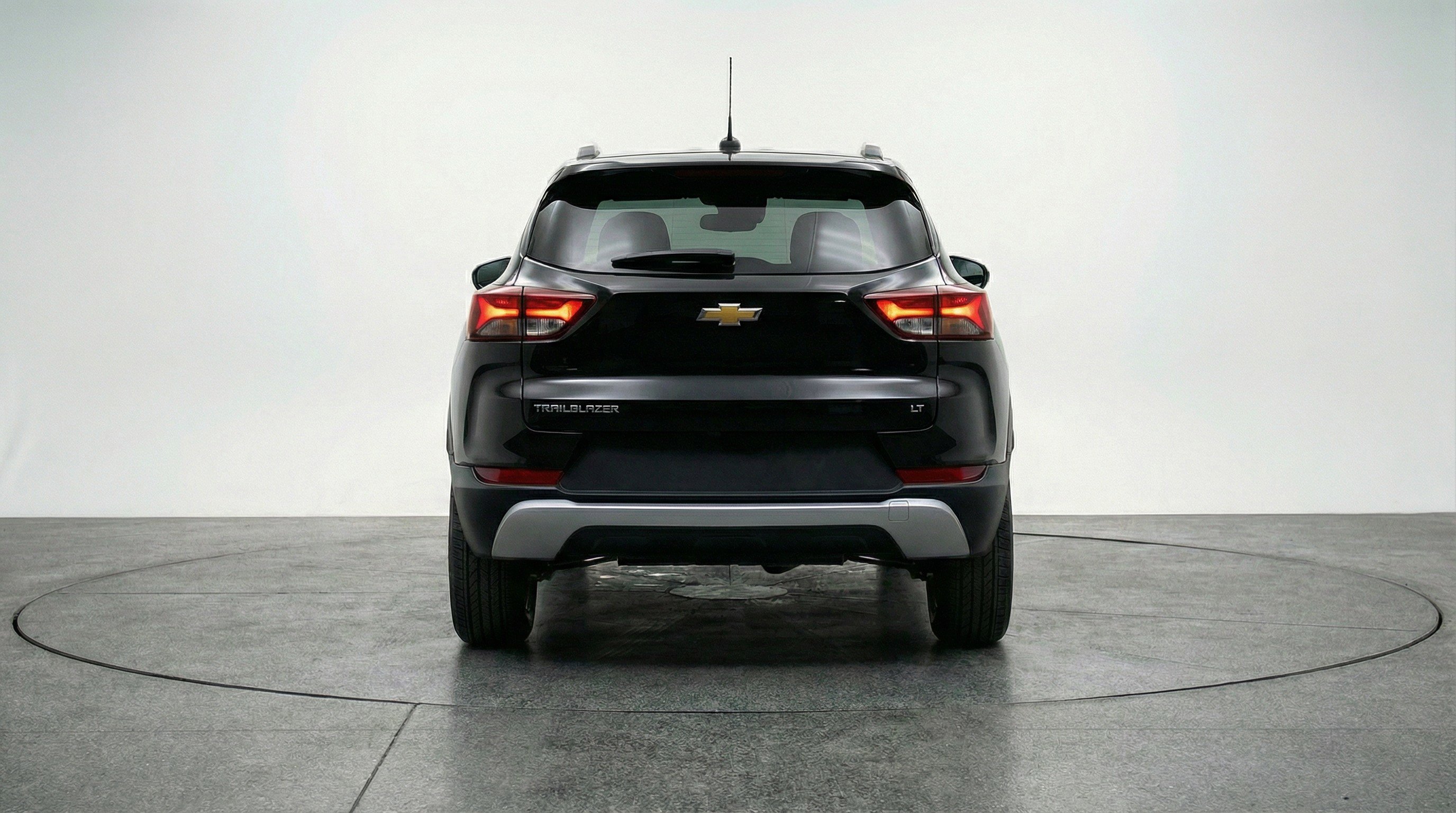 Used 2025 Chevrolet TrailBlazer LT FWD image 7