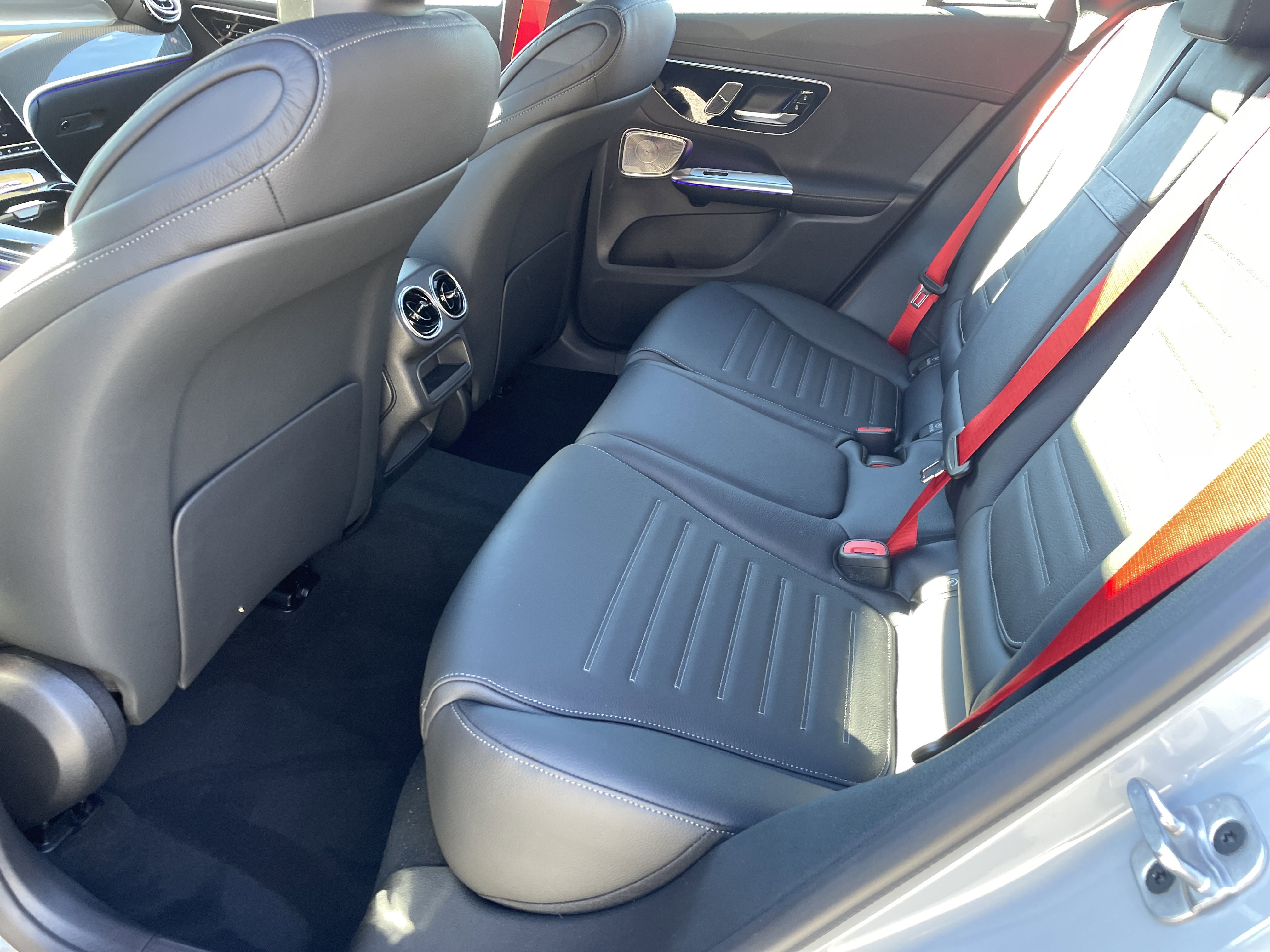 New 2026 Mercedes-Benz GLC 43 AMG 4MATIC Coupe image 36