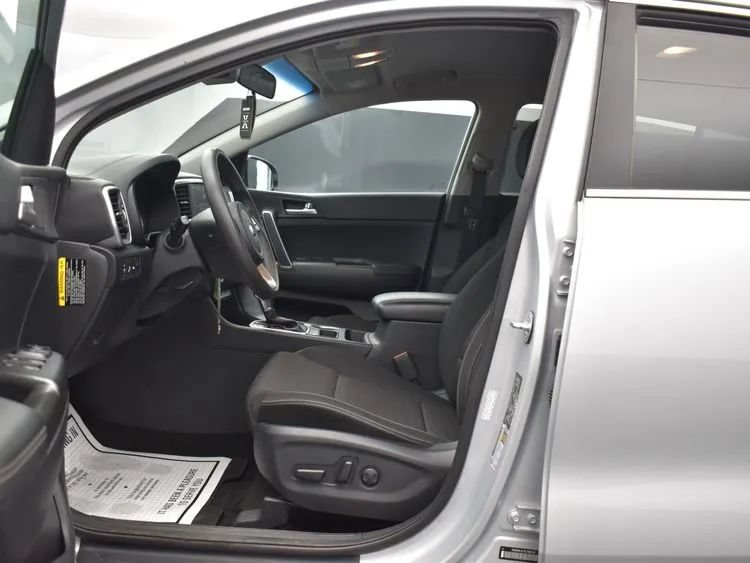 Used 2020 Kia Sportage LX w/ LX Popular Package AWD/4WD image 14