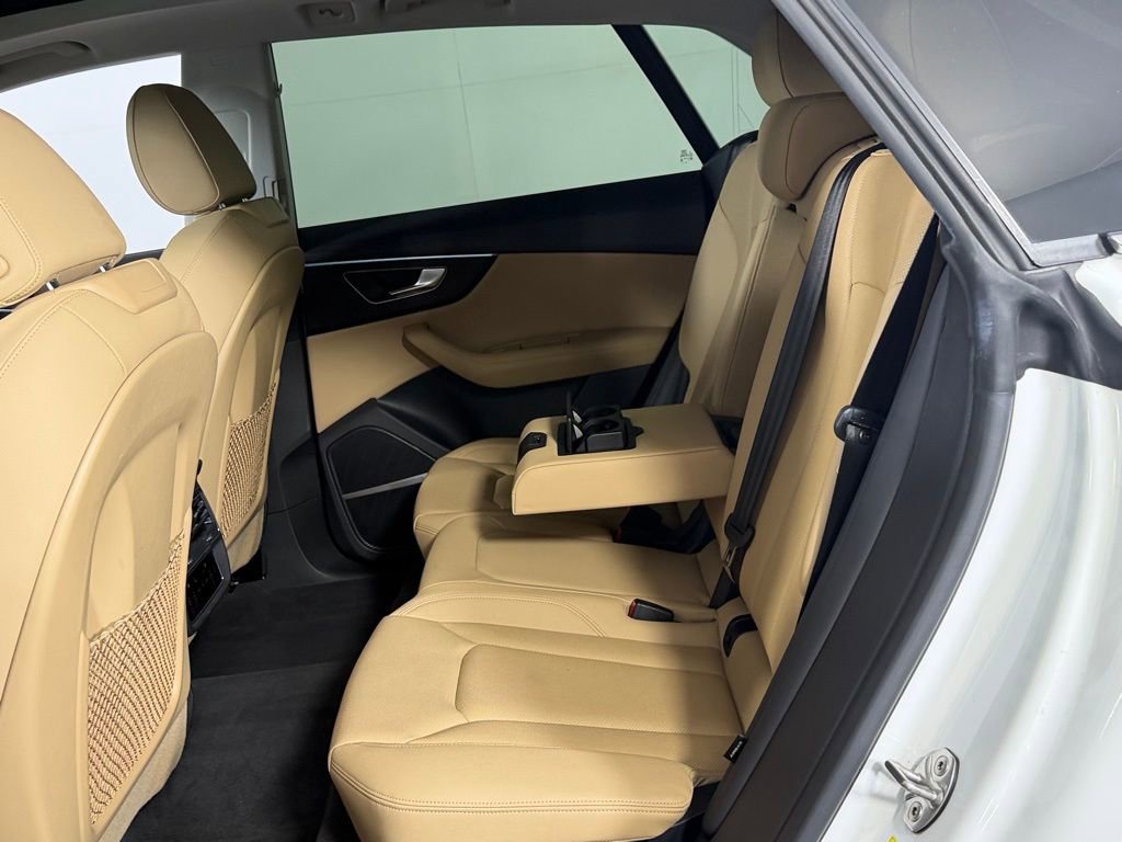 Used 2023 Audi Q8 Premium Plus w/ Premium Plus Package AWD/4WD image 24