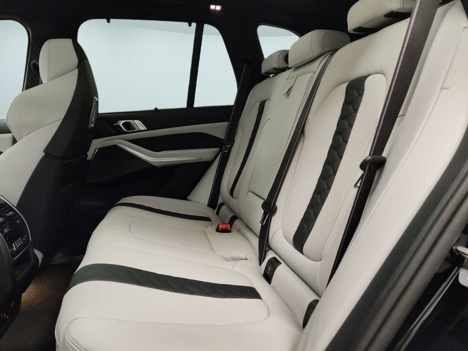 New 2026 BMW X5 M Competition w/ Executive Package image 25