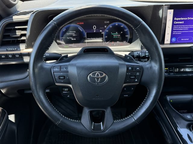 Used 2025 Toyota Crown Signia w/ Advanced Technology Package AWD/4WD image 12