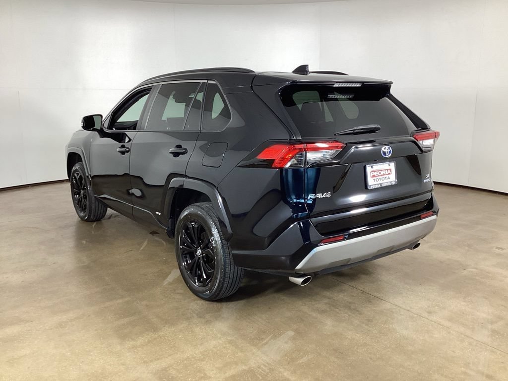 Used 2023 Toyota RAV4 SE AWD/4WD image 9