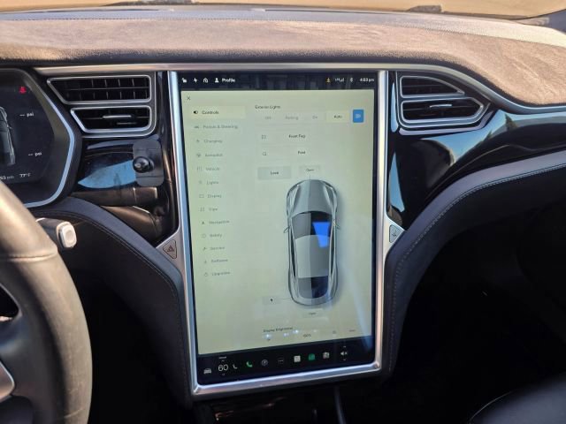 Used 2015 Tesla Model S 85D image 26