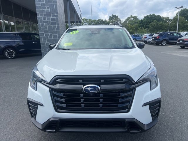 Used 2025 Subaru Ascent Bronze Edition w/ Onyx Package image 3