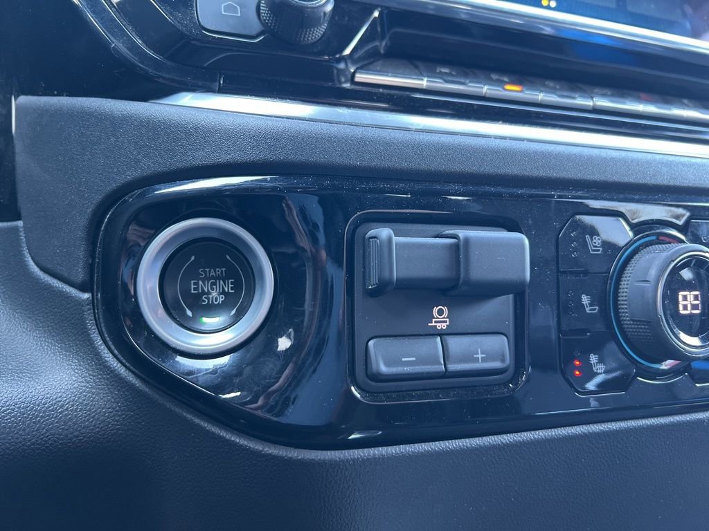 Used 2022 Chevrolet Silverado 1500 High Country image 21