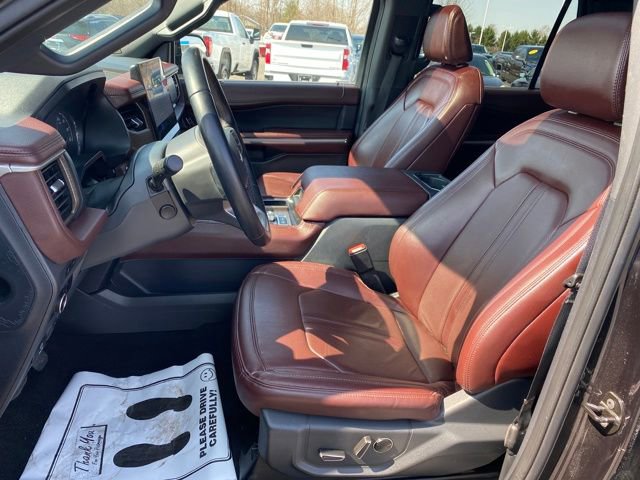 Used 2024 Ford Expedition Limited image 16