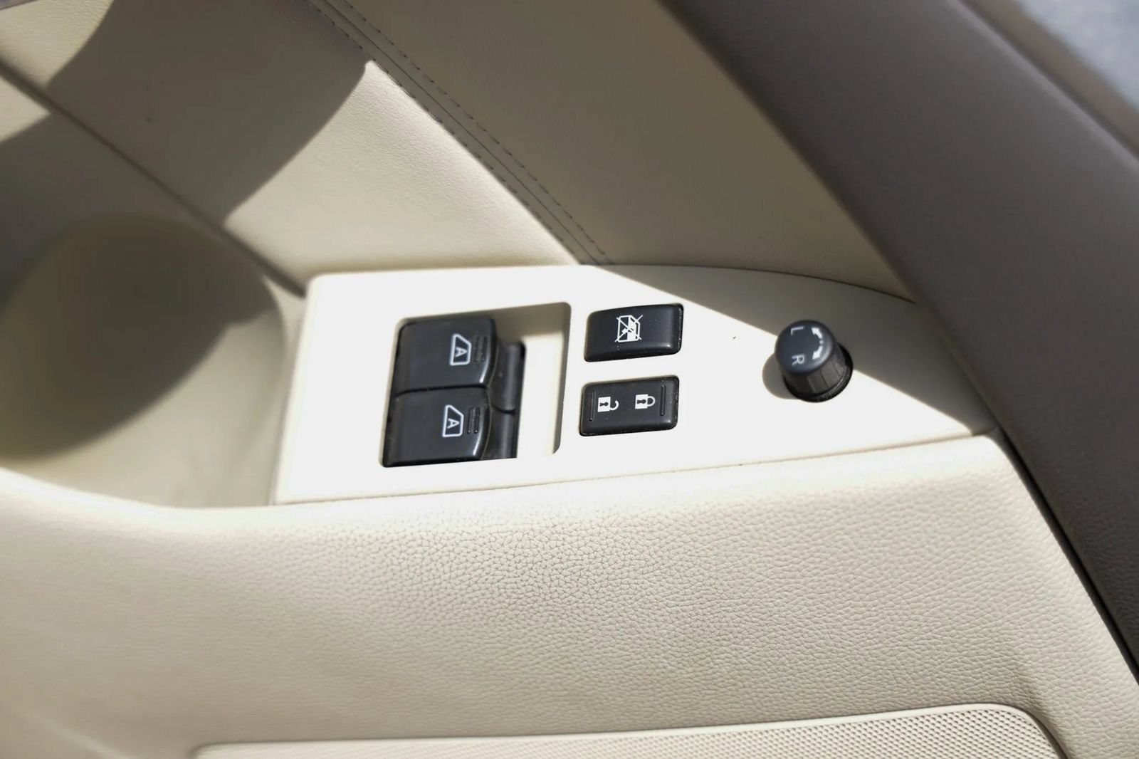 Used 2008 INFINITI G37 Journey w/ Premium Pkg RWD image 39