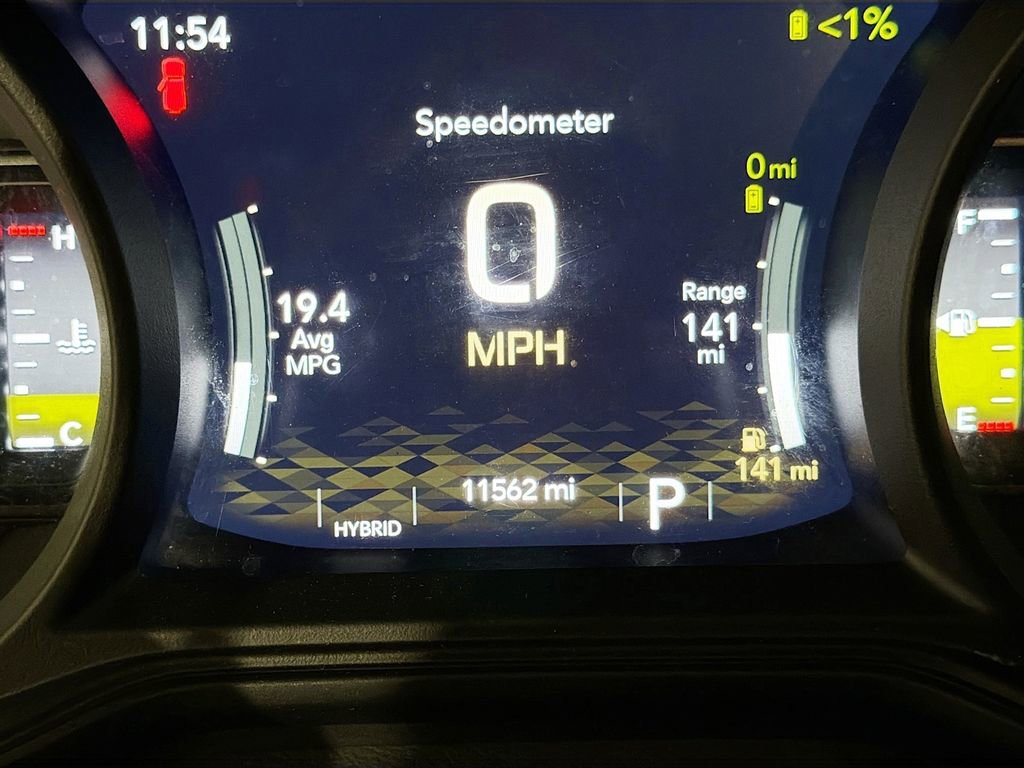 Used 2025 Jeep Wrangler Unlimited Sahara AWD/4WD image 13