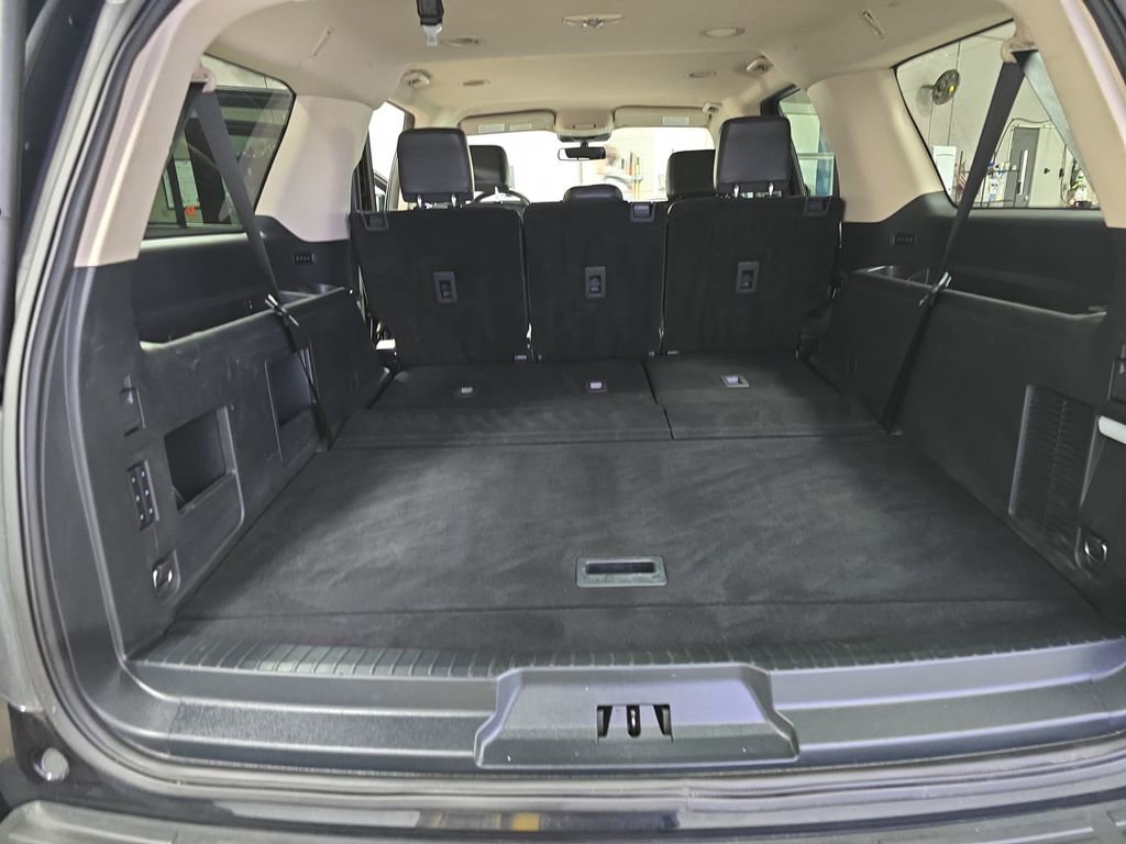 Used 2024 Ford Expedition Max XLT AWD/4WD image 14
