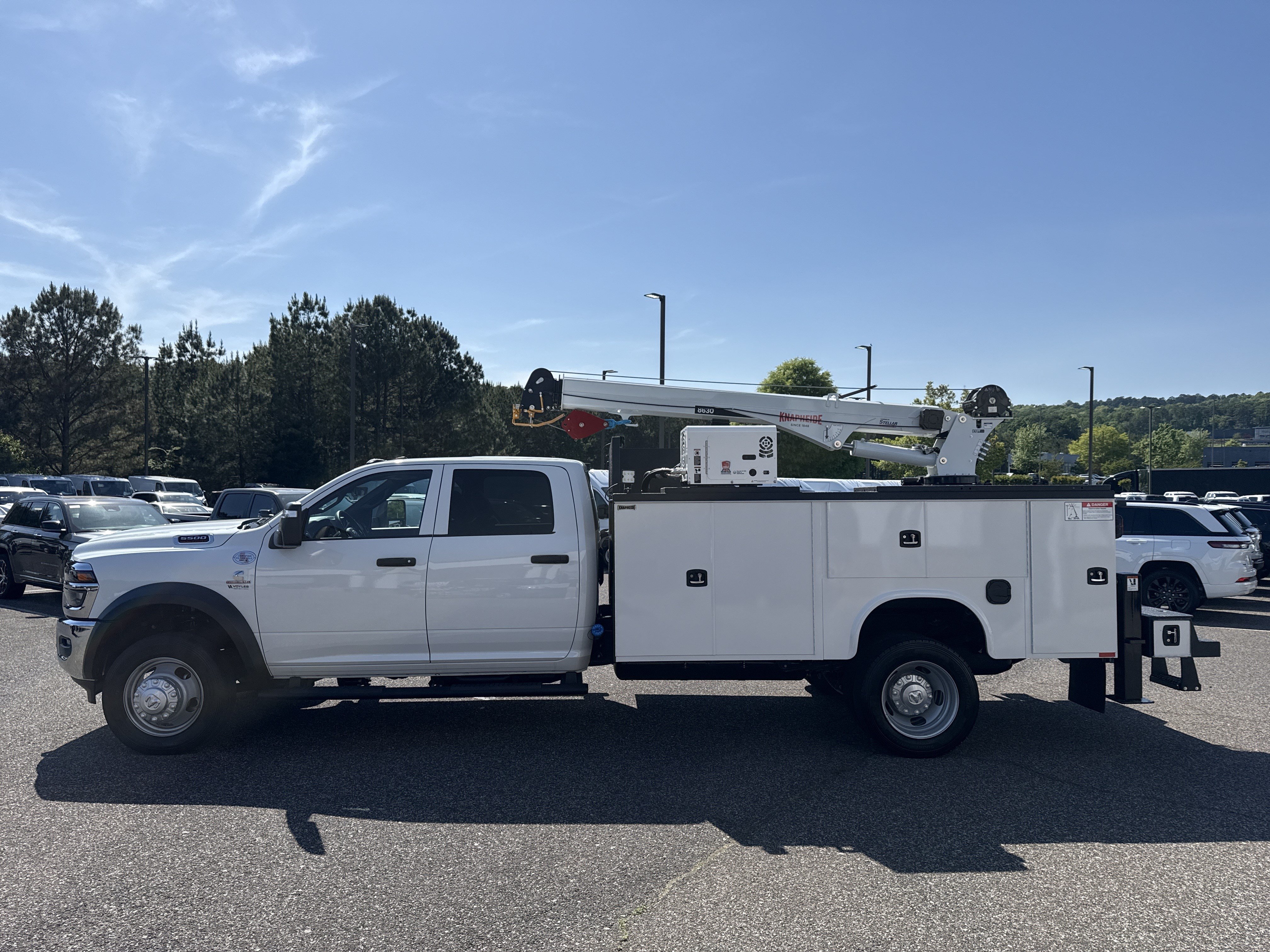 New 2026 RAM 5500 Tradesman AWD/4WD image 4