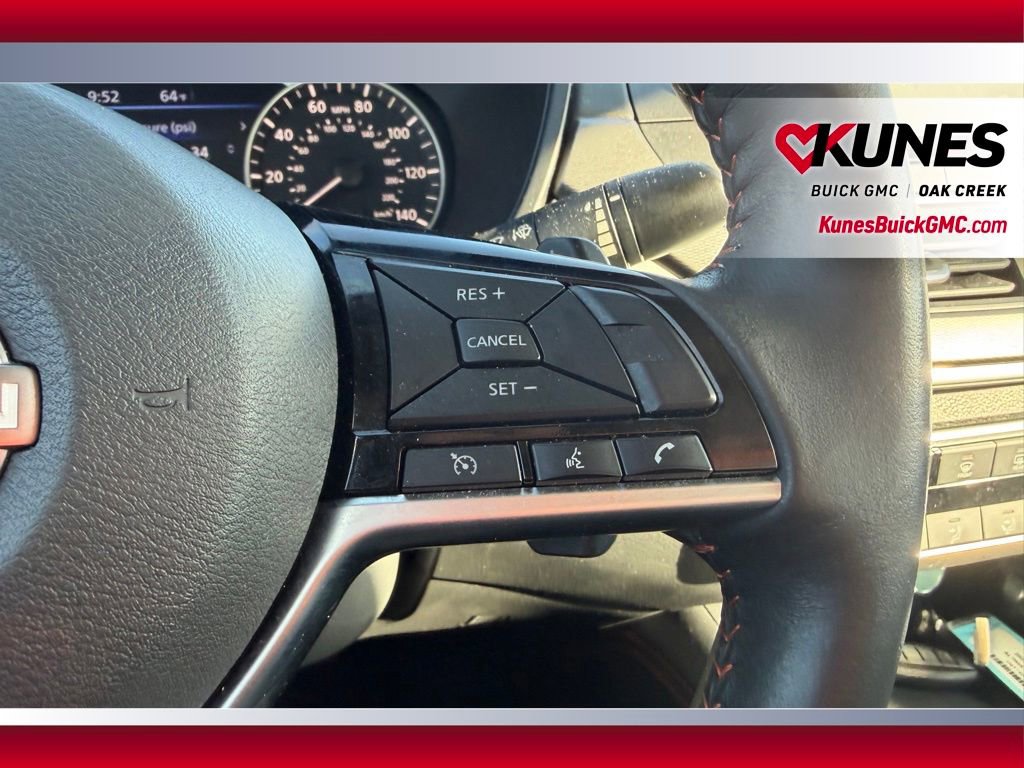 Used 2025 Nissan Altima 2.5 SR image 10