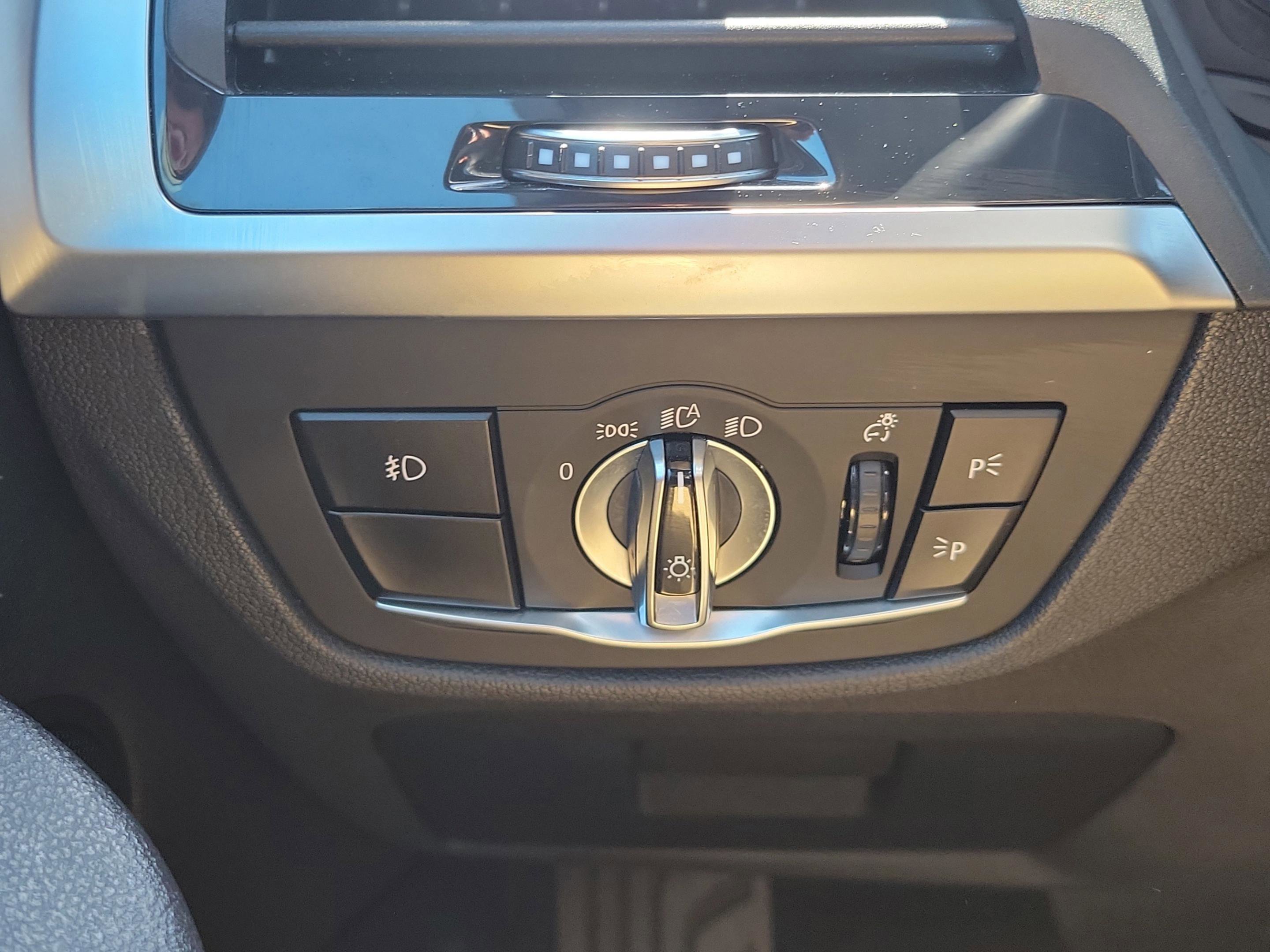 Used 2019 BMW X3 sDrive30i w/ Convenience Package image 27