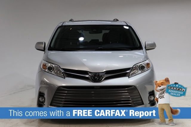 Used 2019 Toyota Sienna XLE FWD image 2