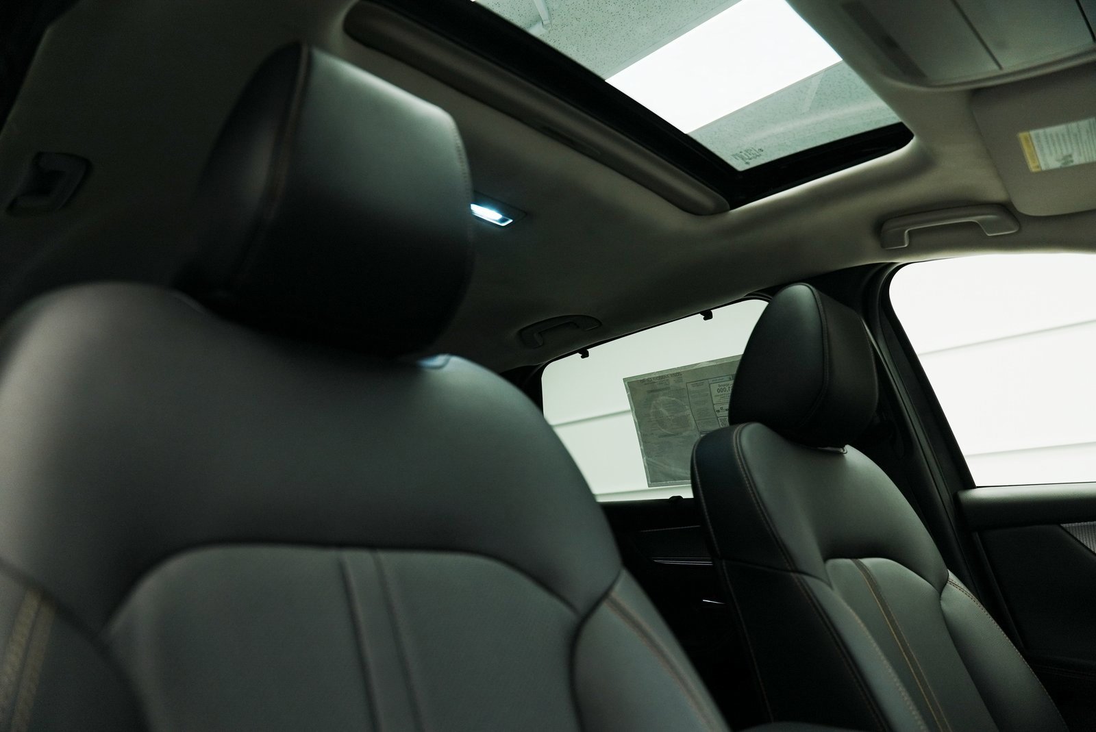 Used 2025 MAZDA CX-90 3.3 Turbo w/ Preferred Package image 25