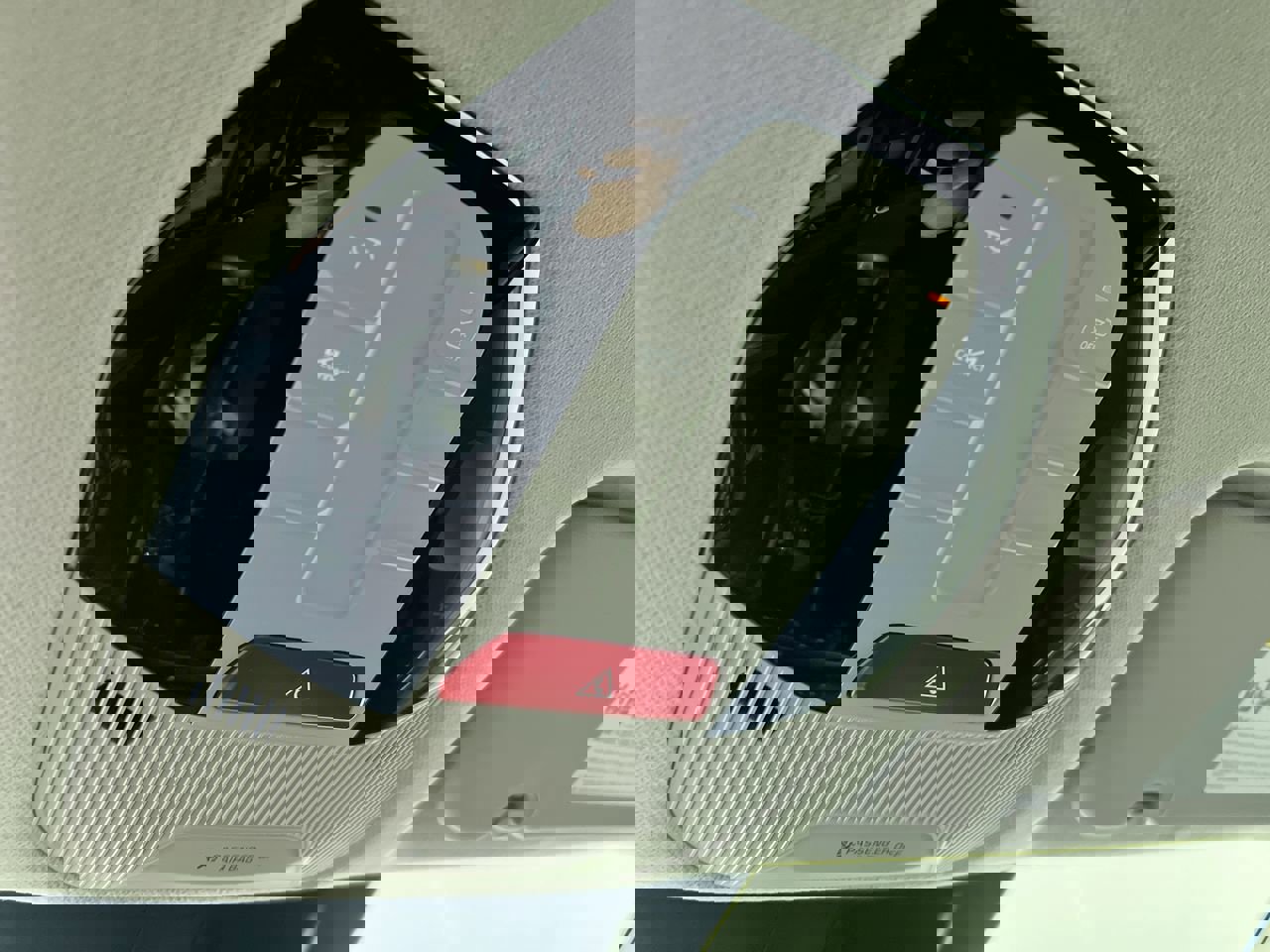 New 2025 Kia K4 LXS image 19