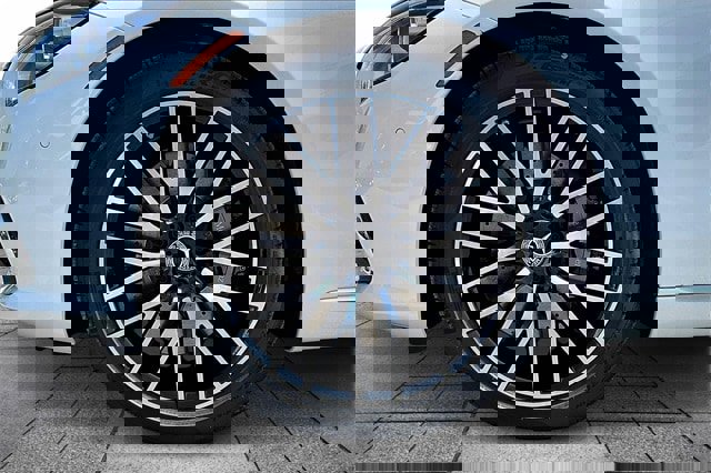 New 2025 Mercedes-Benz S 580 4MATIC Sedan image 15