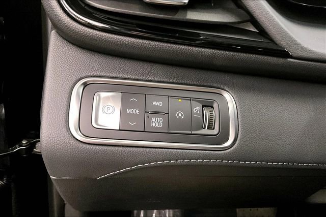 Used 2025 Buick Enclave Avenir w/ Trailering Package, 5000 lbs. image 37