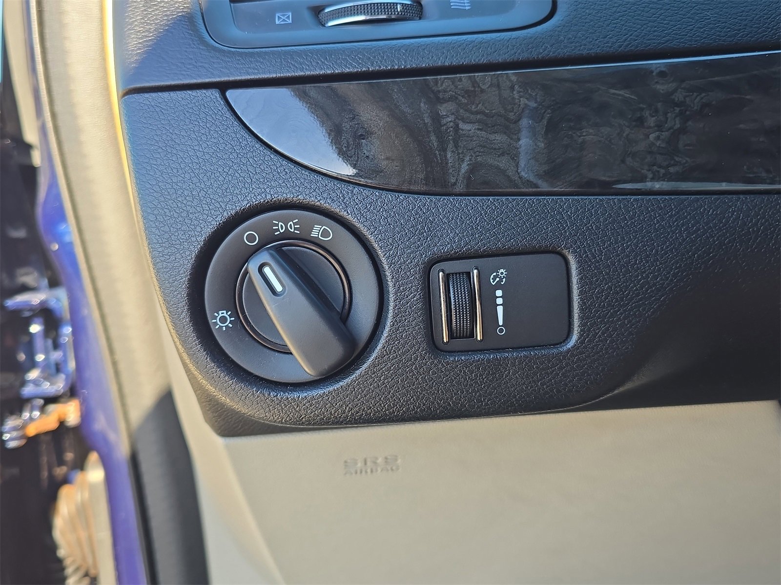 Used 2012 Dodge Grand Caravan SE image 17