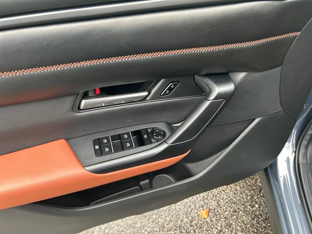 Used 2025 MAZDA CX-50 Meridian Edition image 16