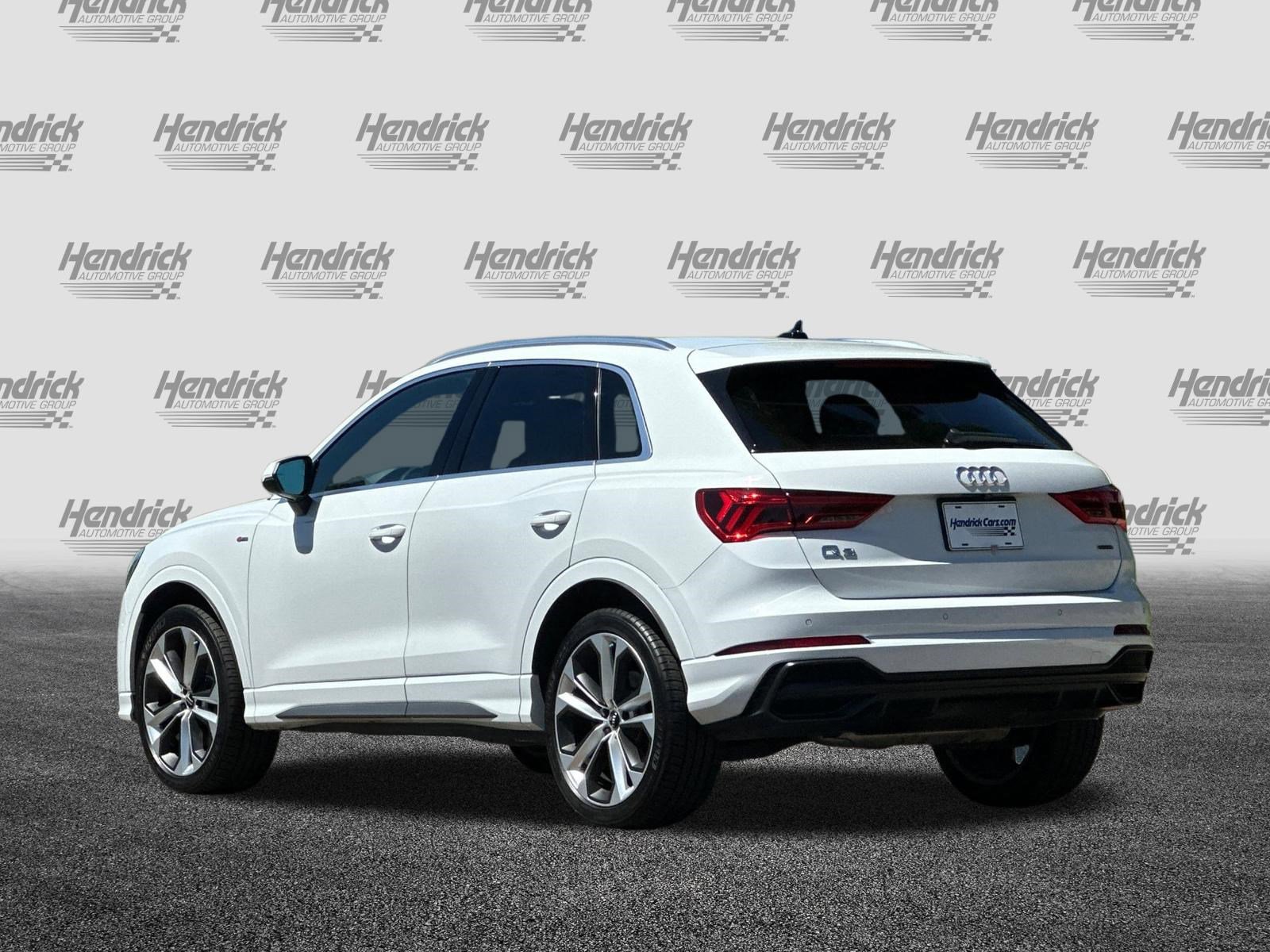 Used 2019 Audi Q3 2.0T Premium Plus image 7