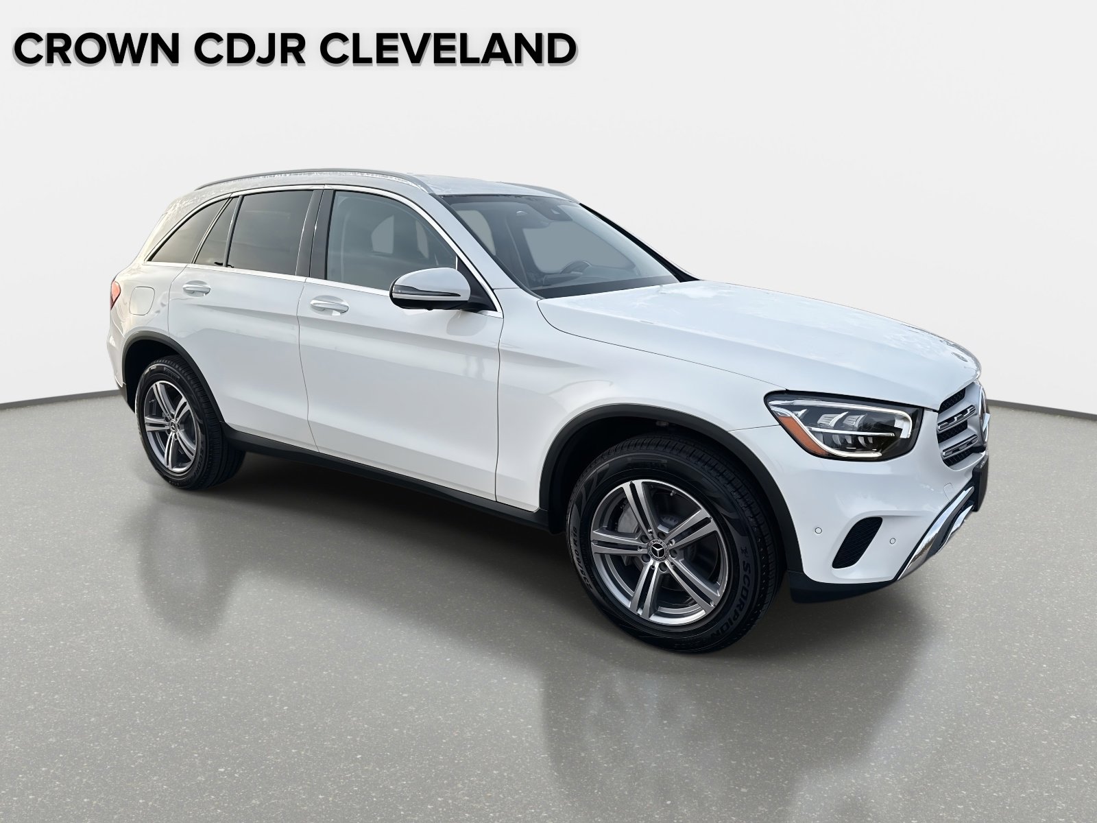 Used 2022 Mercedes-Benz GLC 300 4MATIC w/ Premium Package Lite image 2