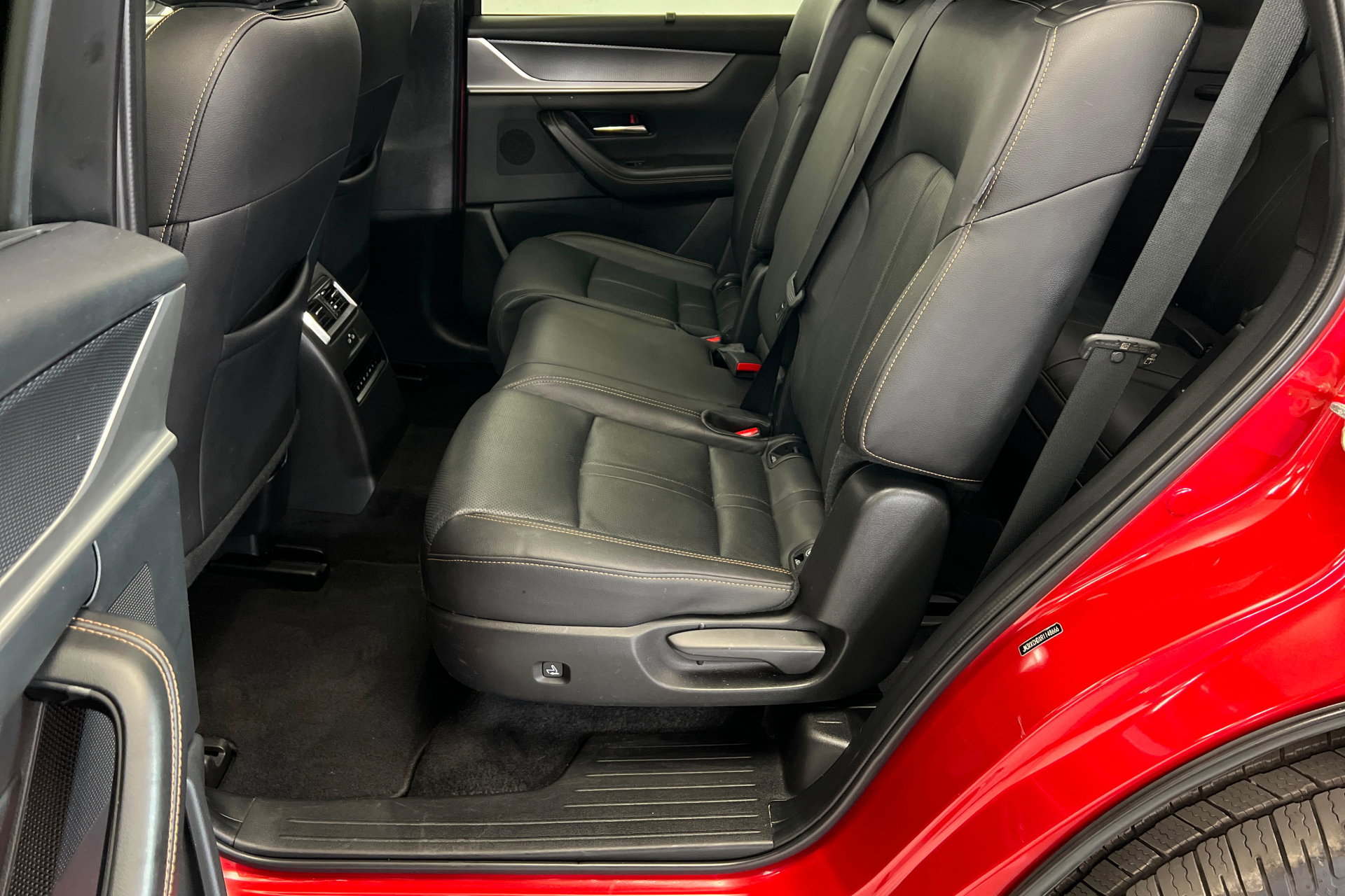 Used 2024 MAZDA CX-90 3.3 Turbo w/ Preferred Plus image 22