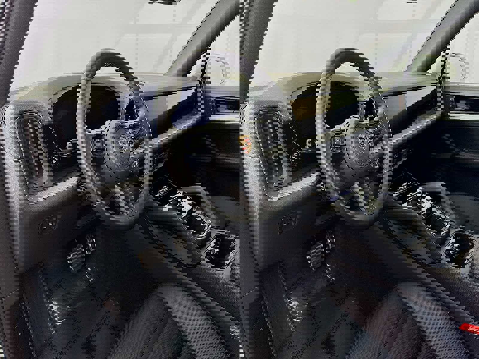 Certified 2024 Porsche Cayenne S image 4