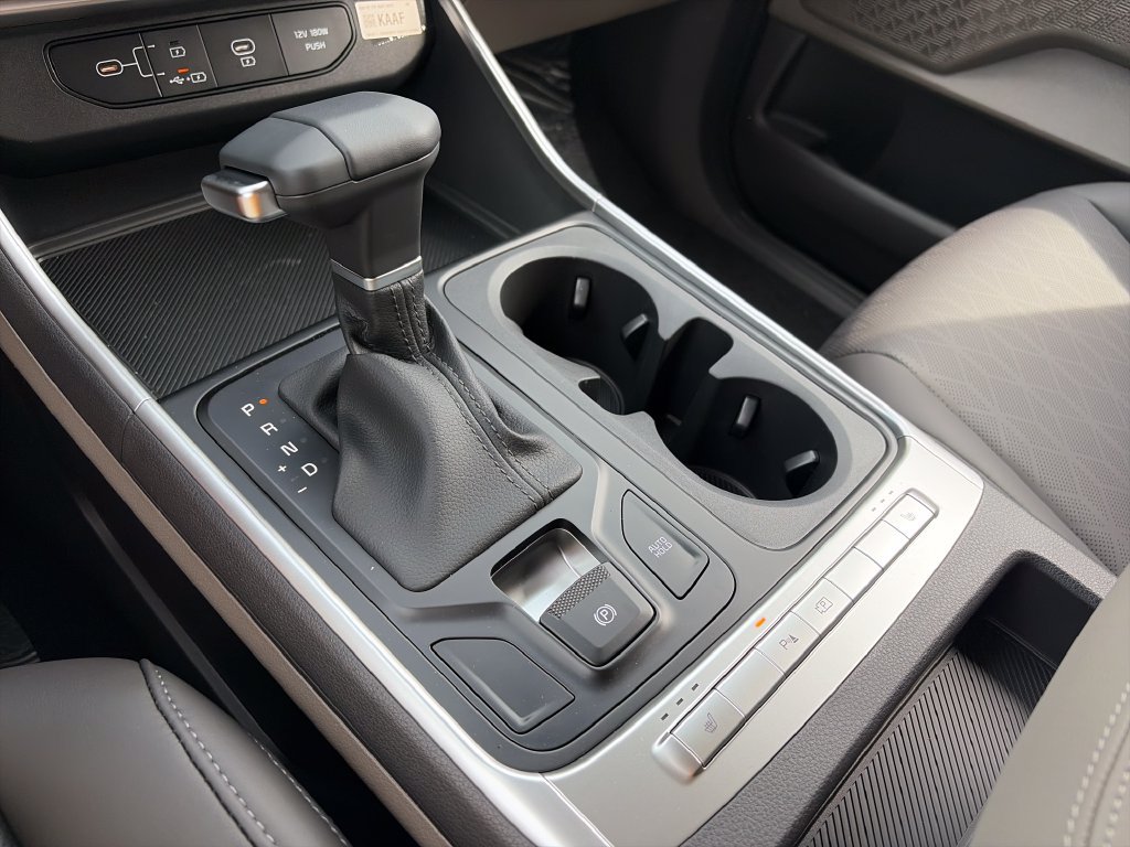 New 2027 Kia Carnival FWD image 22