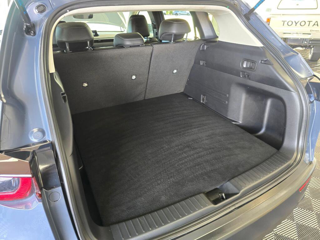 Used 2024 MAZDA CX-50 AWD 2.5 S w/ Cargo Package image 13