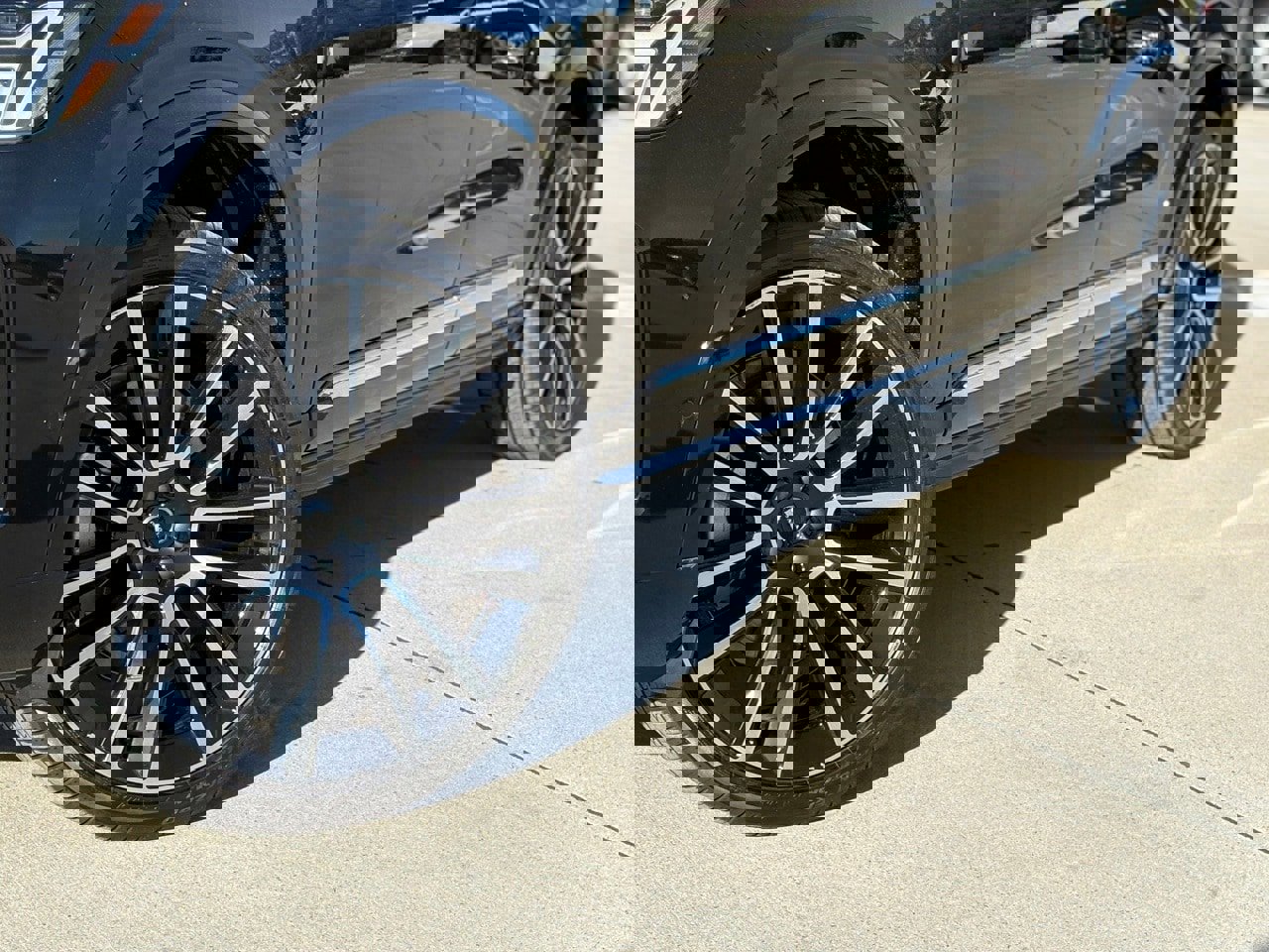 New 2026 Volvo XC90 B5 Ultra w/ Lounge Package image 8