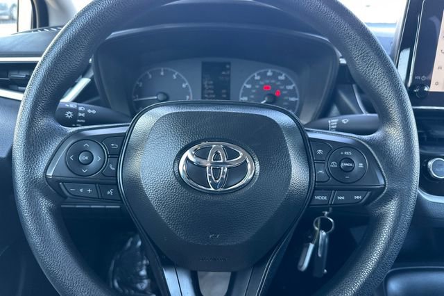 Certified 2025 Toyota Corolla LE image 27