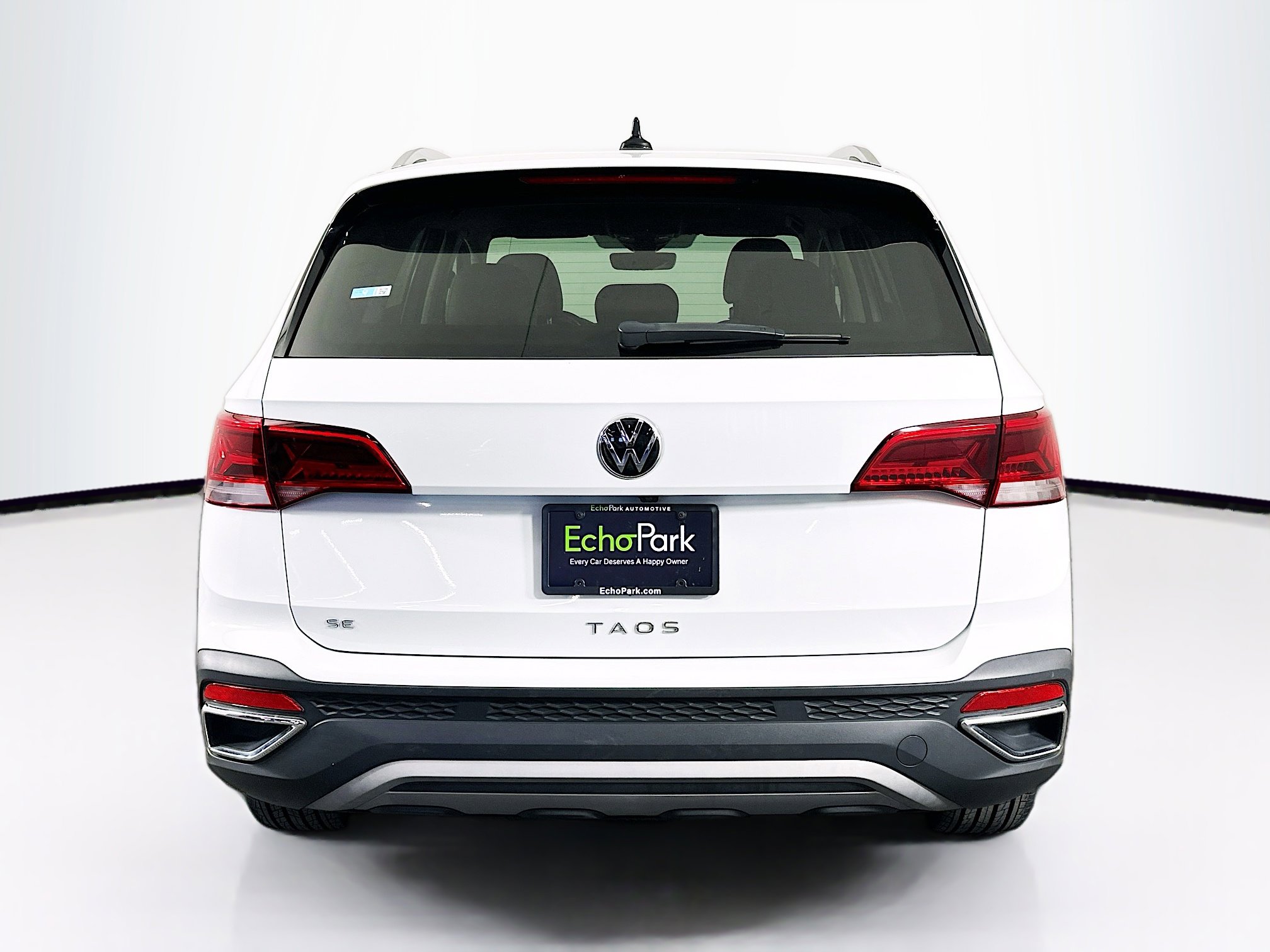 Used 2022 Volkswagen Taos SE FWD image 7
