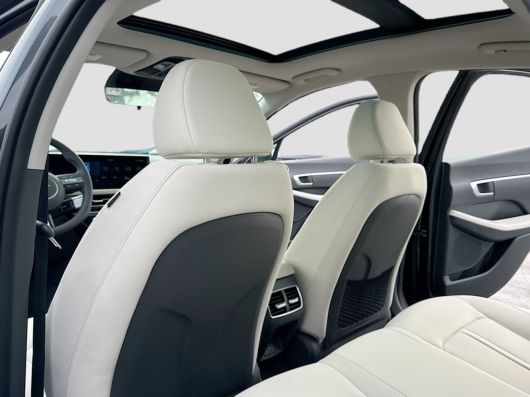 New 2026 Hyundai Sonata SEL image 6