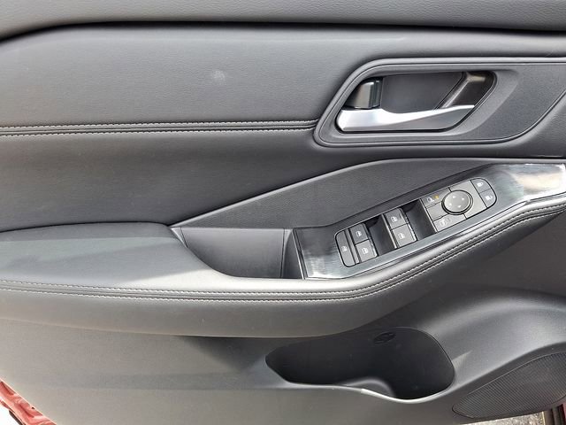 New 2026 Nissan Rogue SV image 10