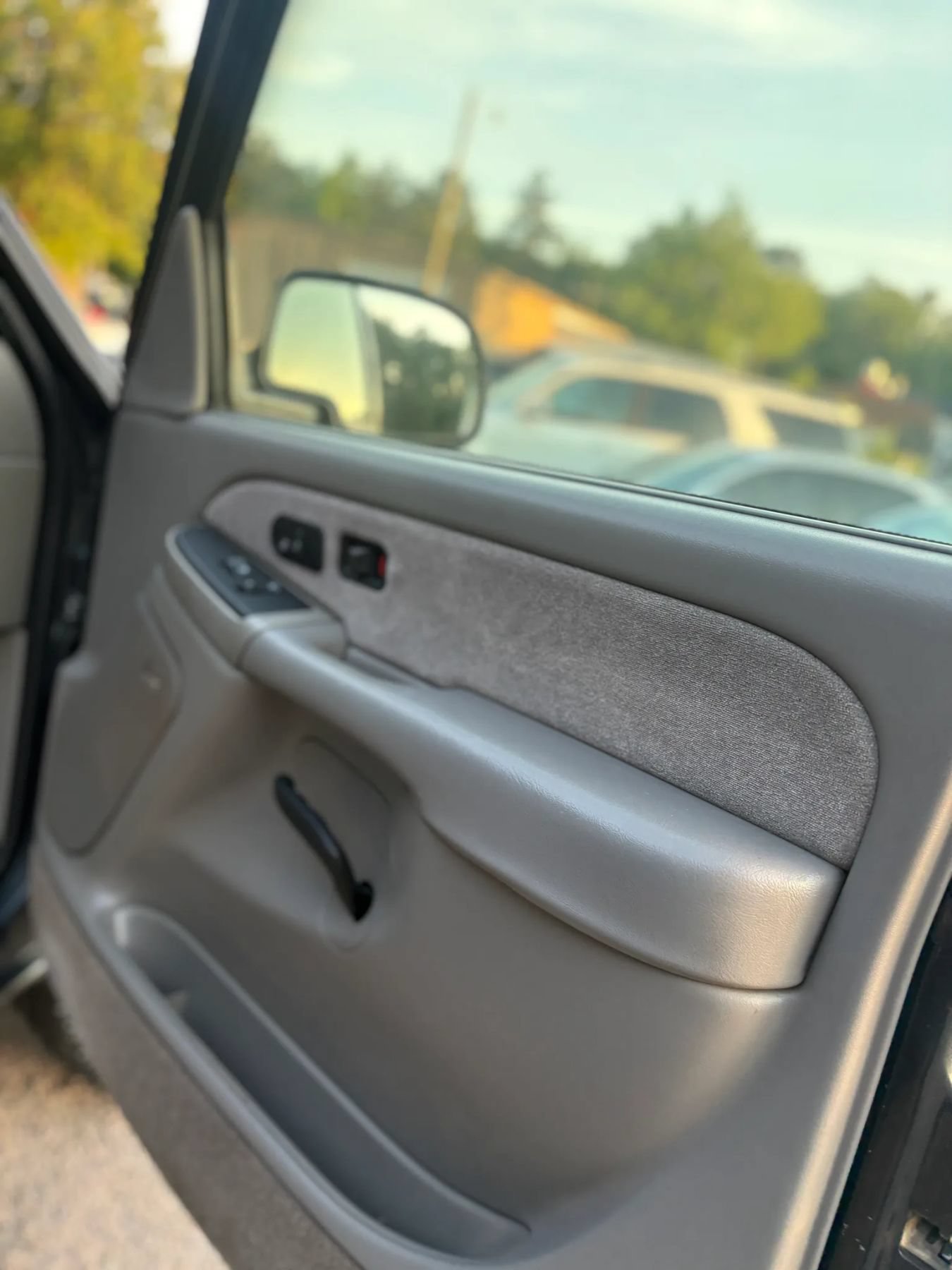Used 2003 Chevrolet Silverado 2500 LT w/ Skid Plate Package AWD/4WD image 29