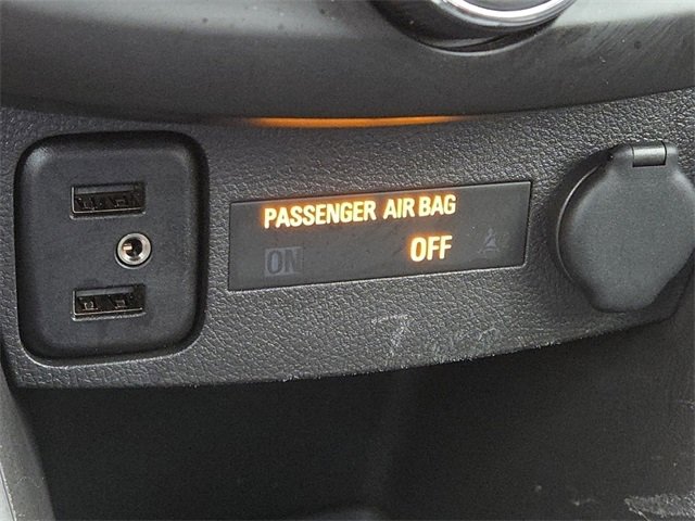 Used 2022 Chevrolet Trax LT w/ Sport Edition image 9