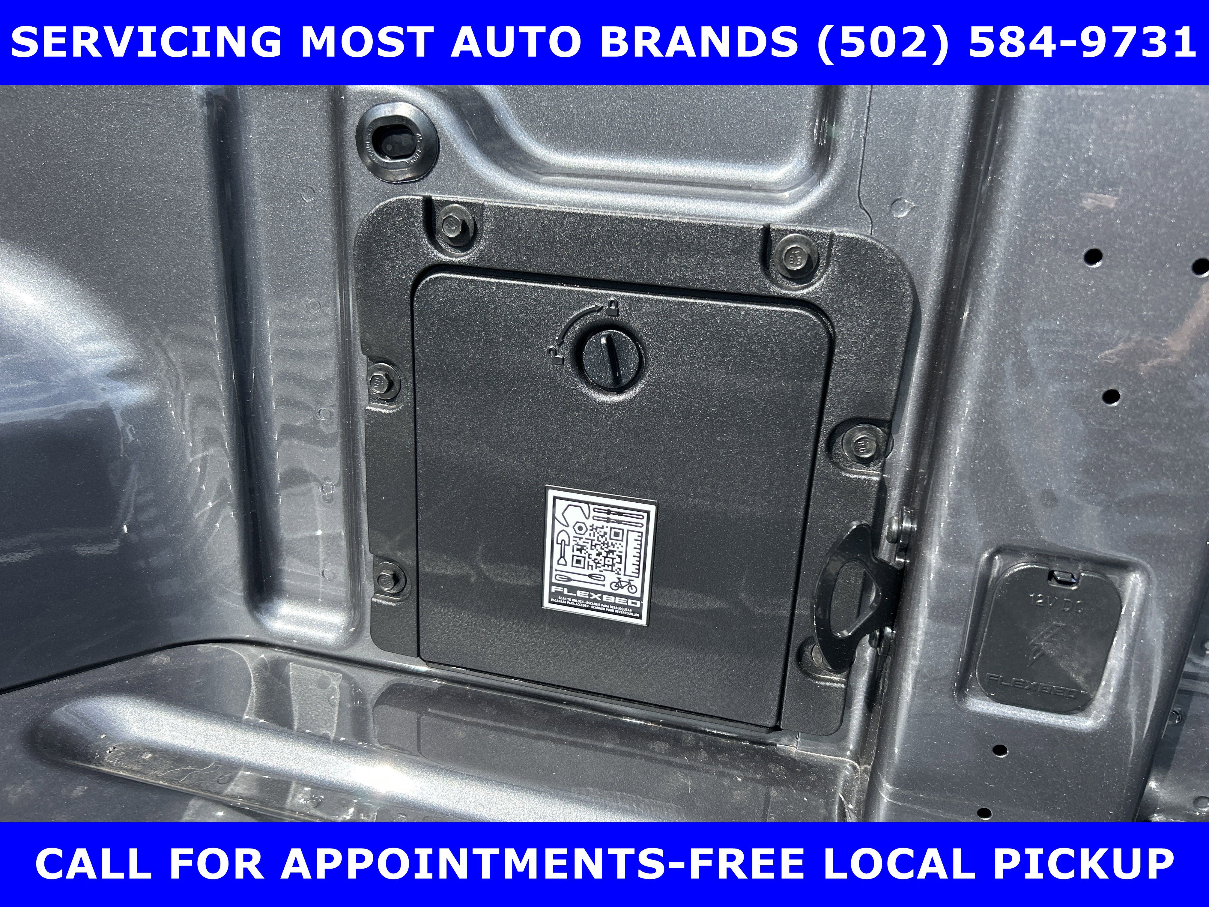 New 2025 Ford Maverick XLT image 10