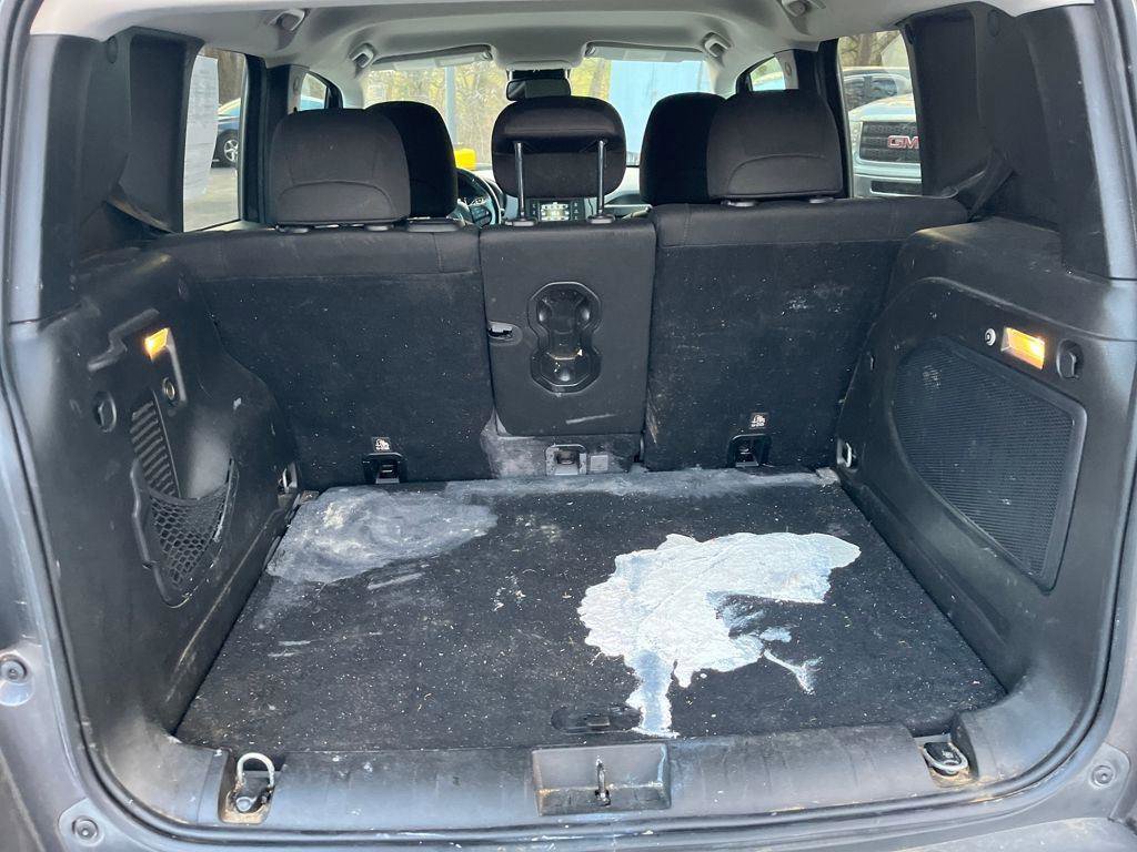 Used 2017 Jeep Renegade Altitude AWD/4WD image 23