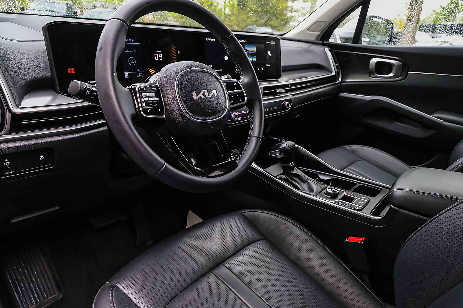 Certified 2025 Kia Sorento S FWD image 7