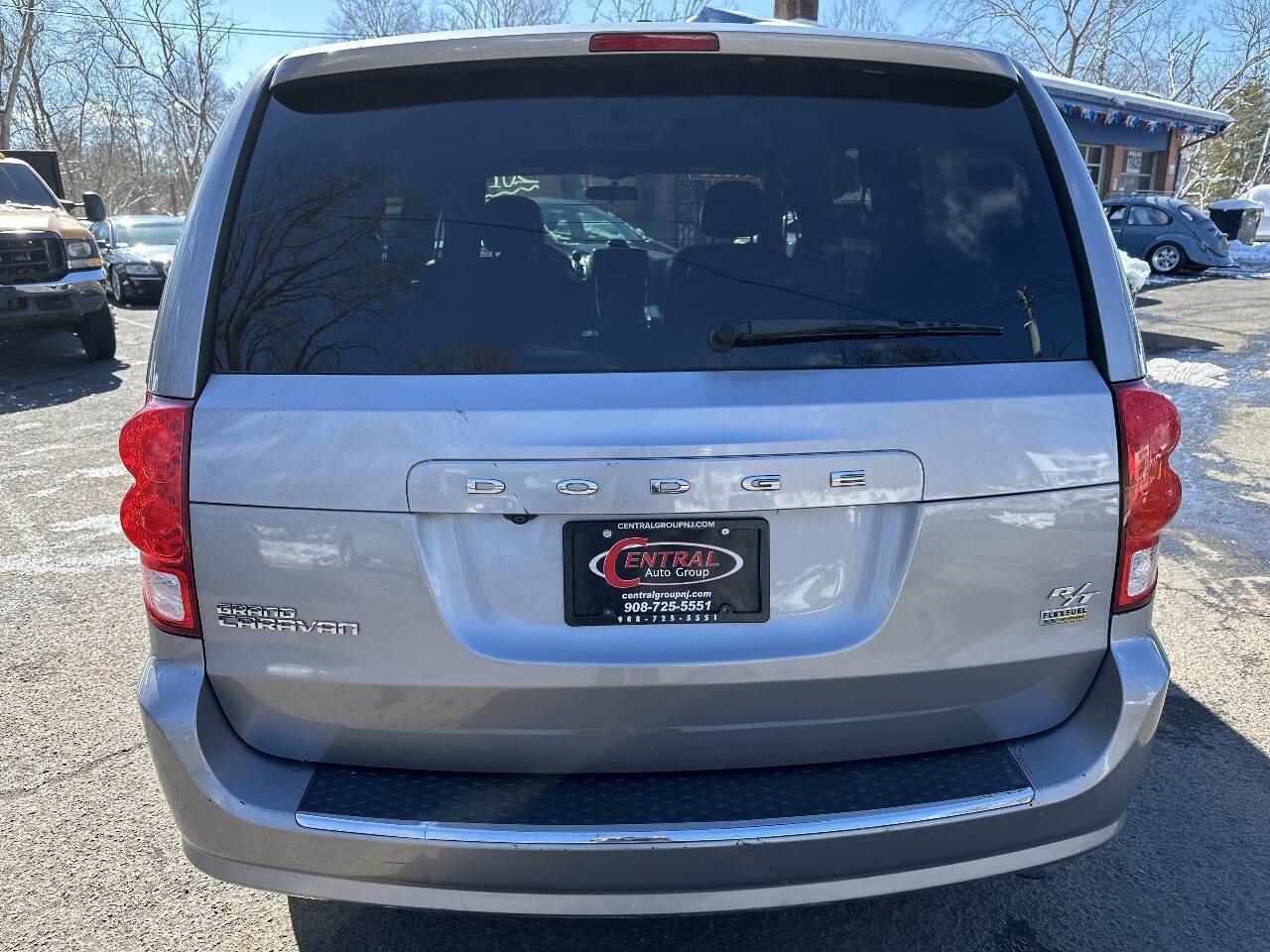 Used 2016 Dodge Grand Caravan R/T image 6