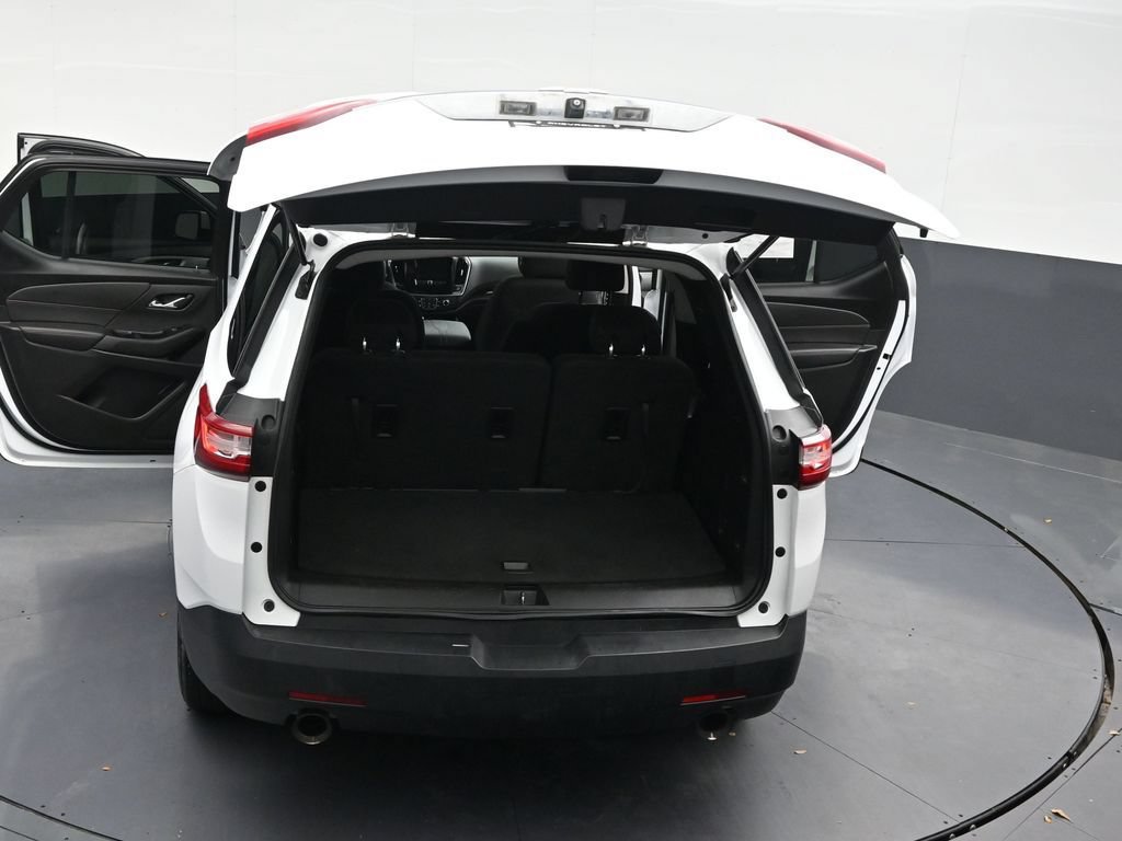 Used 2020 Chevrolet Traverse LT FWD image 35