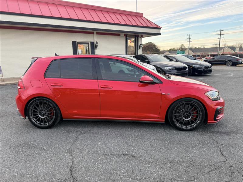 Used 2020 Volkswagen GTI SE image 4